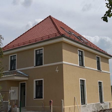 Casa Benefizium Apartment Langquaid Bagian luar foto