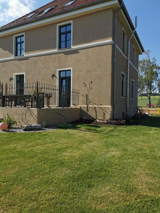 Casa Benefizium Apartment Langquaid Bagian luar foto